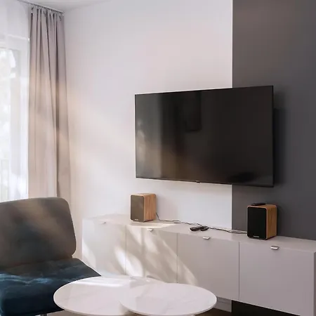 Apartman Portowa Riverfront By Bookinghost *
