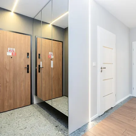 Apartman Portowa Riverfront By Bookinghost